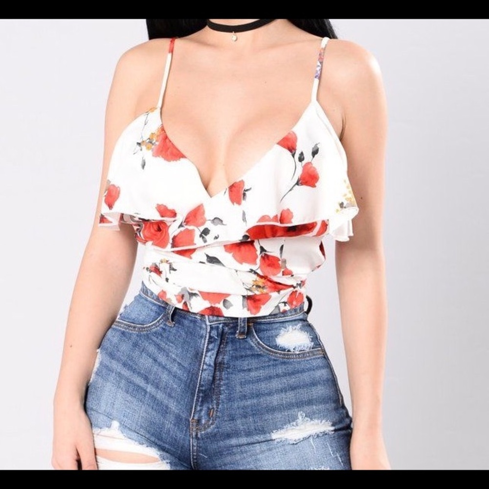 Fashion Nova California Poppy Top✨
